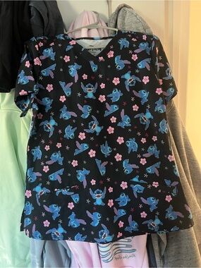 NWT womens small Disney Lilo & Stitch scrub top